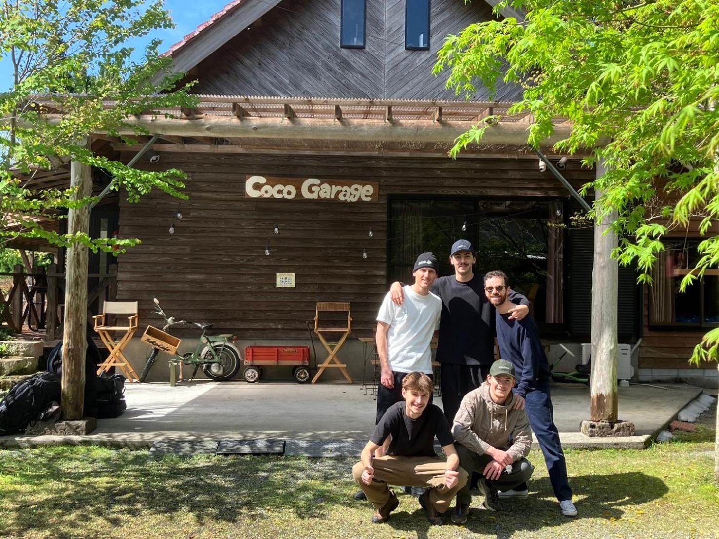 Guesthouse Coco Garage Кірісіма Екстер'єр фото